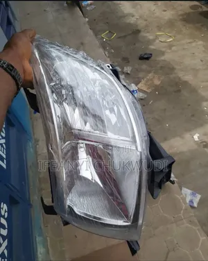 Head Light Hilux 2012