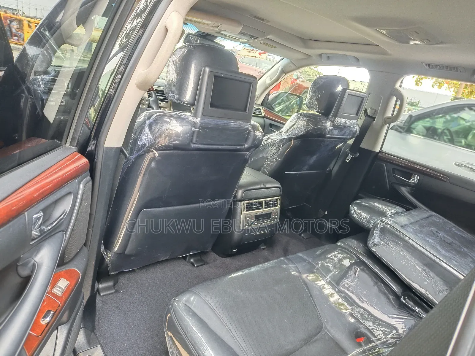 Lexus LX 570 AWD 2016 Black