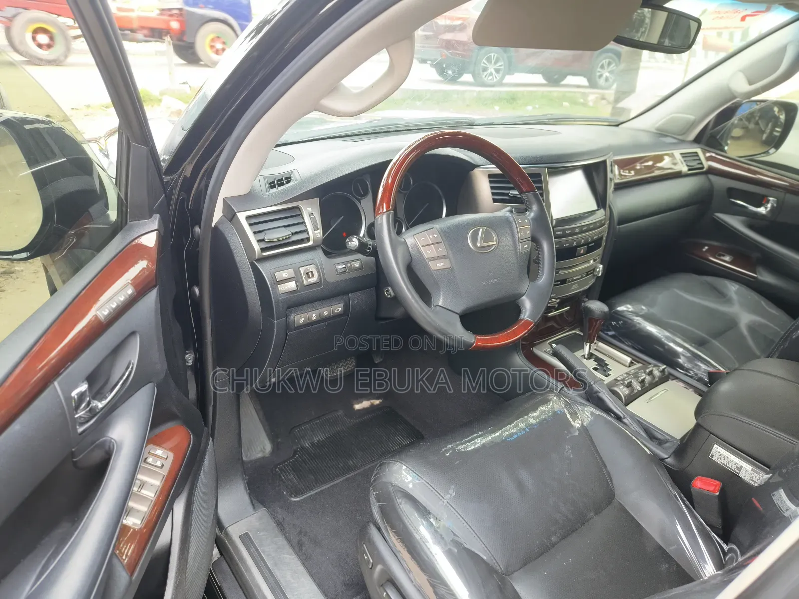 Lexus LX 570 AWD 2016 Black