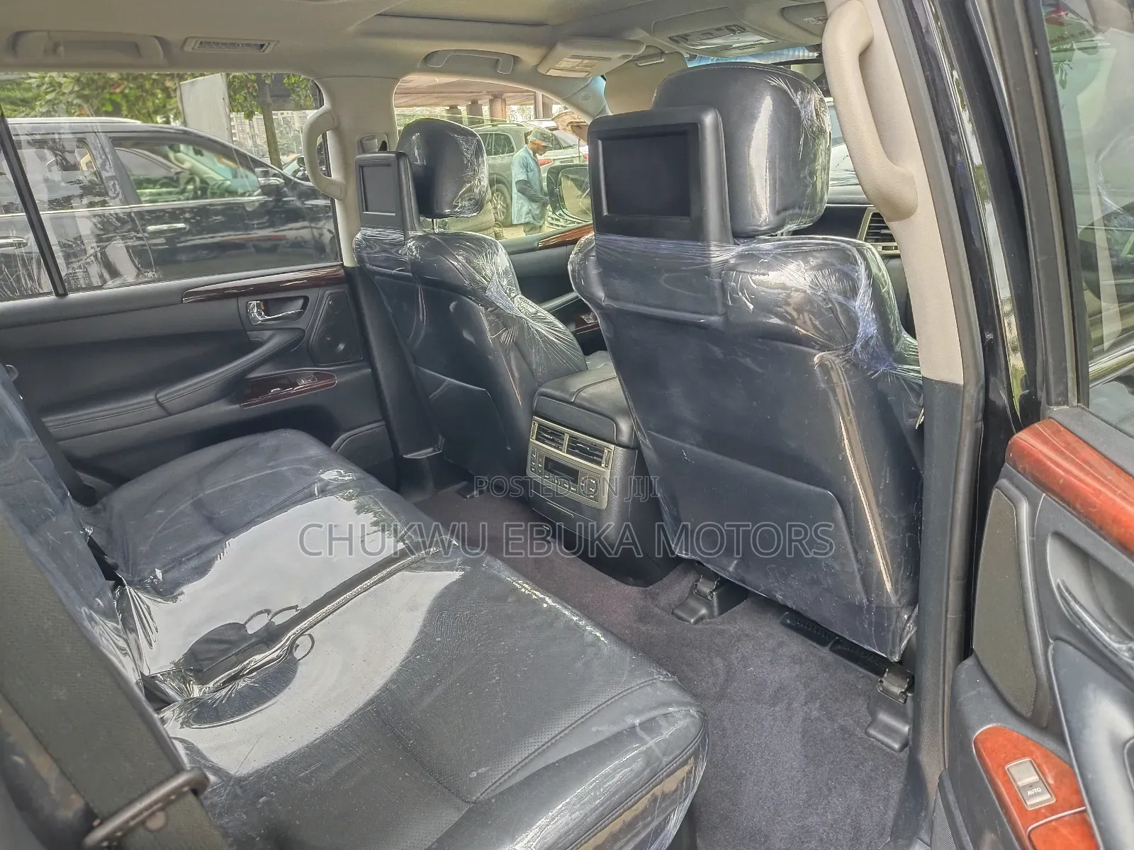 Lexus LX 570 AWD 2016 Black