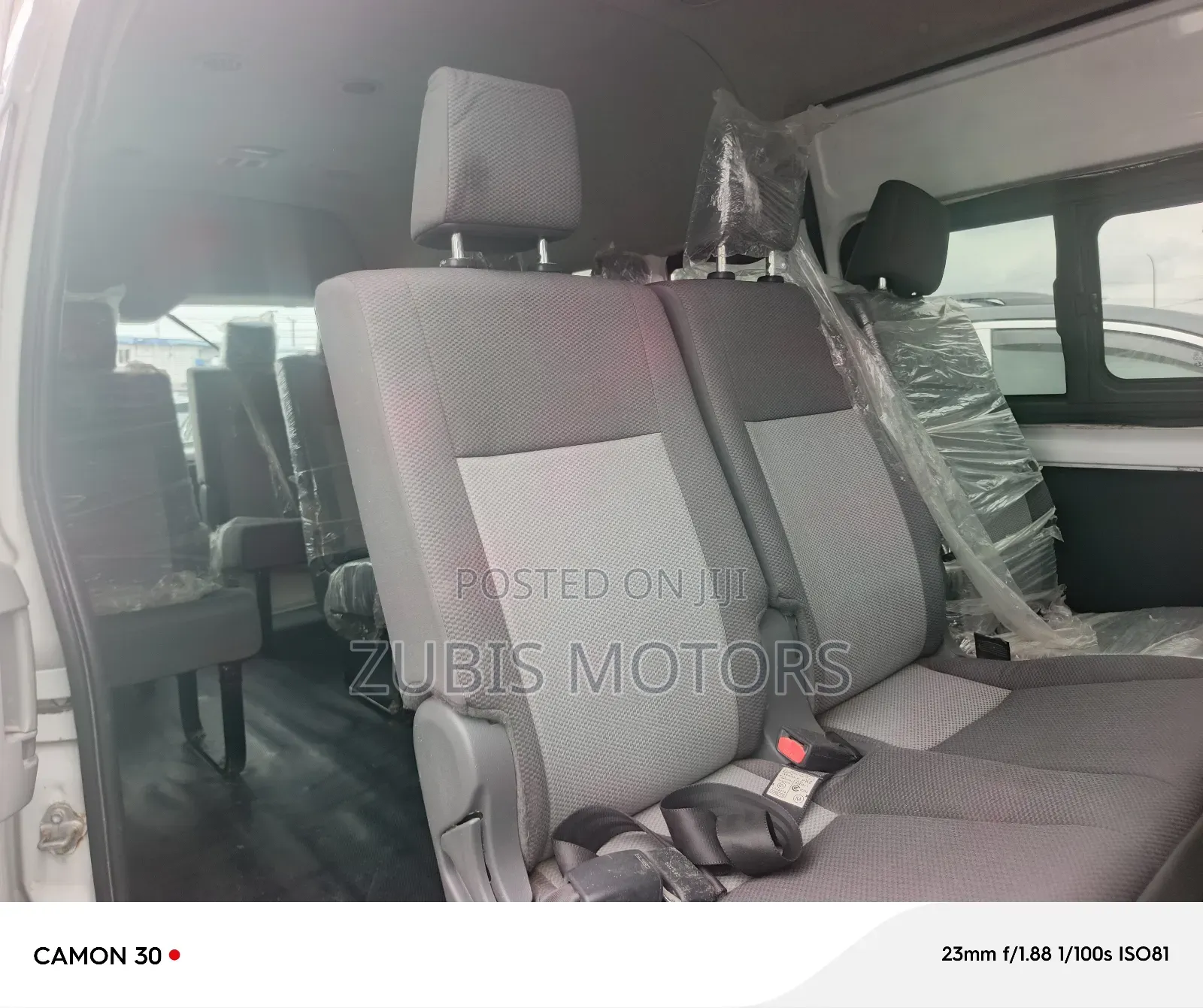 Toyota HiAce 2017 White