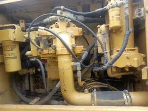 345 Cat Escavator