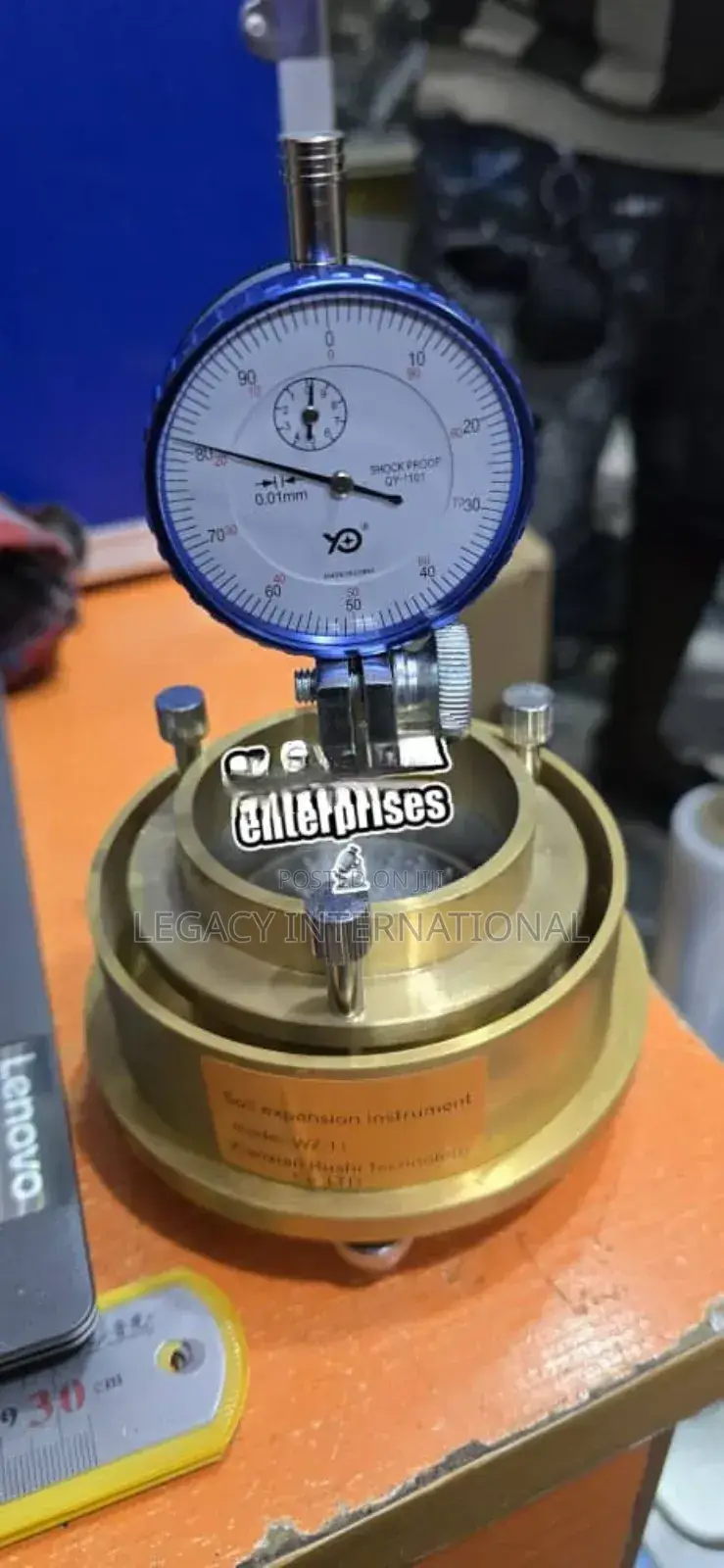 Soil Expansion Instrument