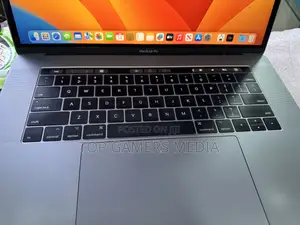Laptop Apple MacBook Pro 2017 16GB Intel Core I7 SSD 1T