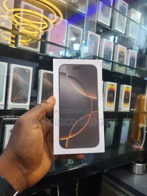 New Apple iPhone 16 Pro Max 256 GB Black