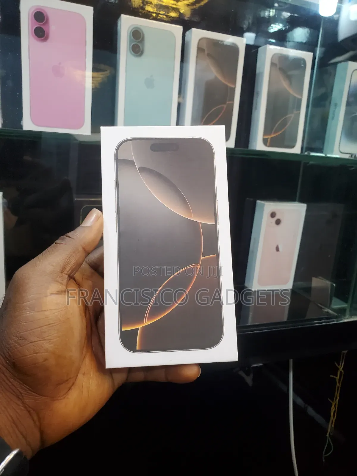 New Apple iPhone 16 Pro Max 256 GB Black