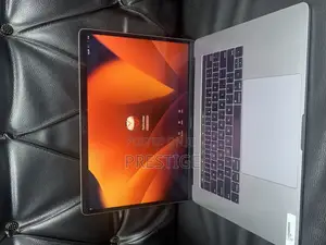 Laptop Apple MacBook Pro 2019 16GB Intel Core i7 SSD 512GB