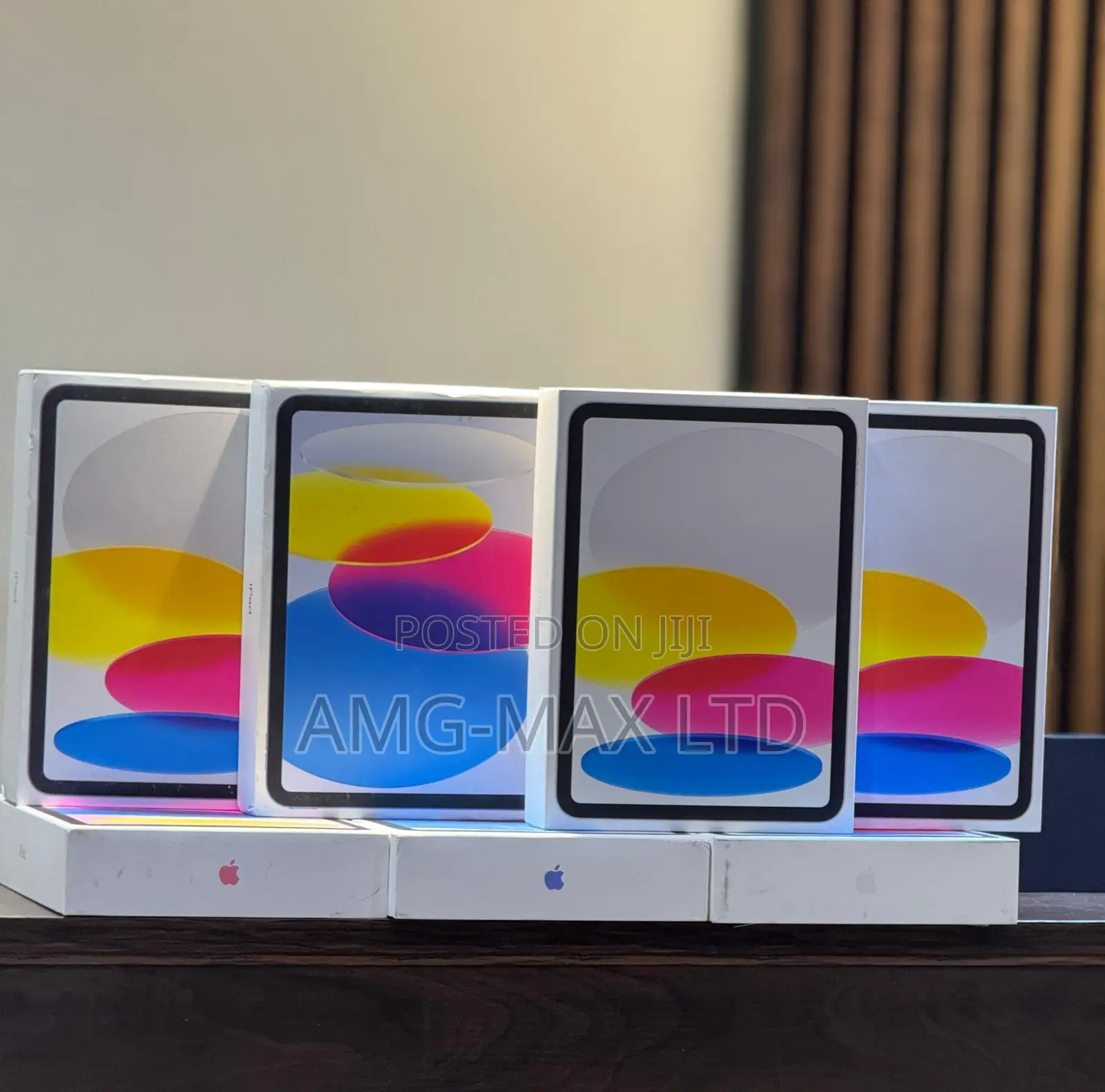iPad 10th and 11th Gen Magic Keyboard