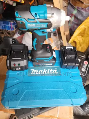 Makita Impact Wrench With Accessories