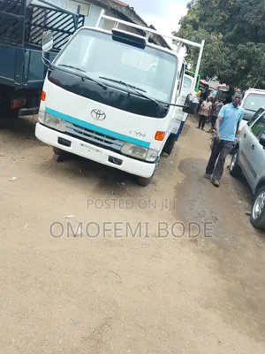 Toyota Dyna 150 Six Tyres New Model