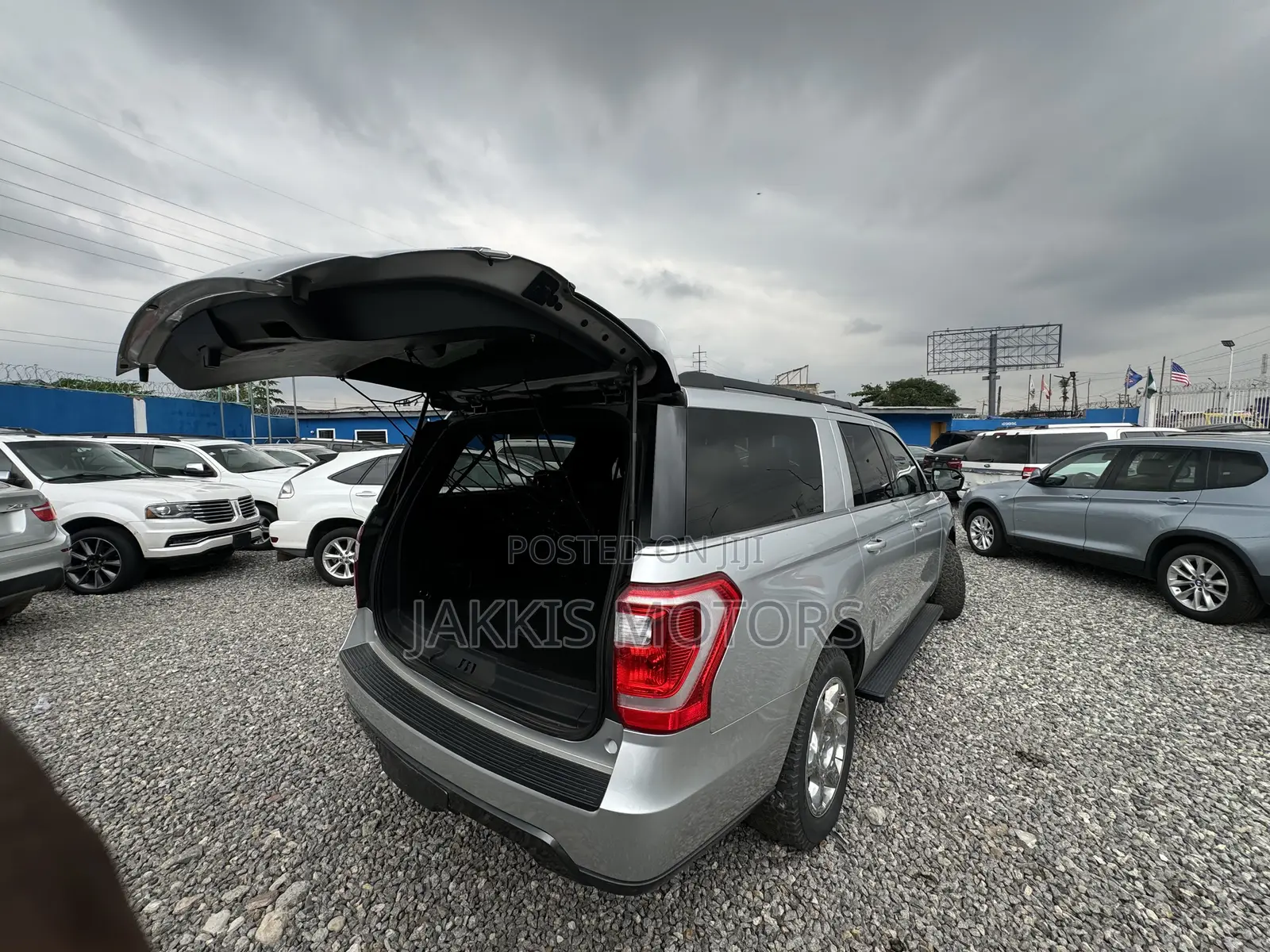 Ford Expedition Max 2019 Silver