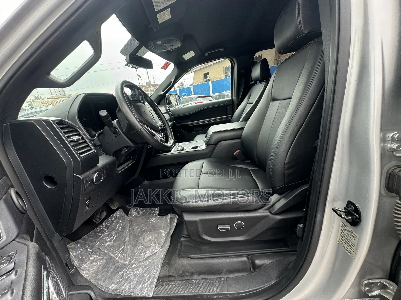 Ford Expedition Max 2019 Silver