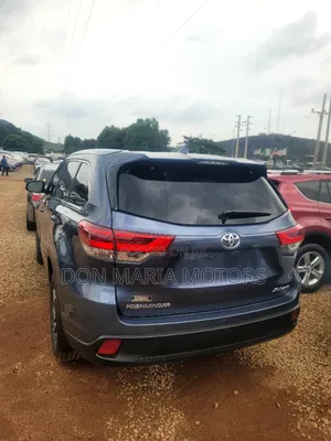 Toyota Highlander Limited 4x4 V6 (3.5L 6cyl 8A) 2017 Blue