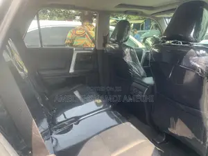 Toyota 4-Runner Limited 4dr SUV 4WD (4.0L 6cyl 5A) 2015 Gray