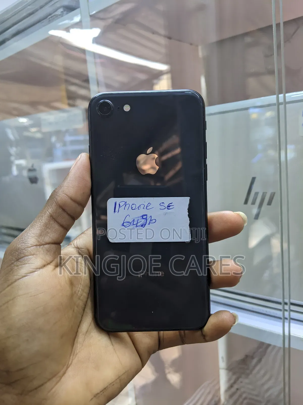 Apple iPhone SE (2020) 64 GB Black