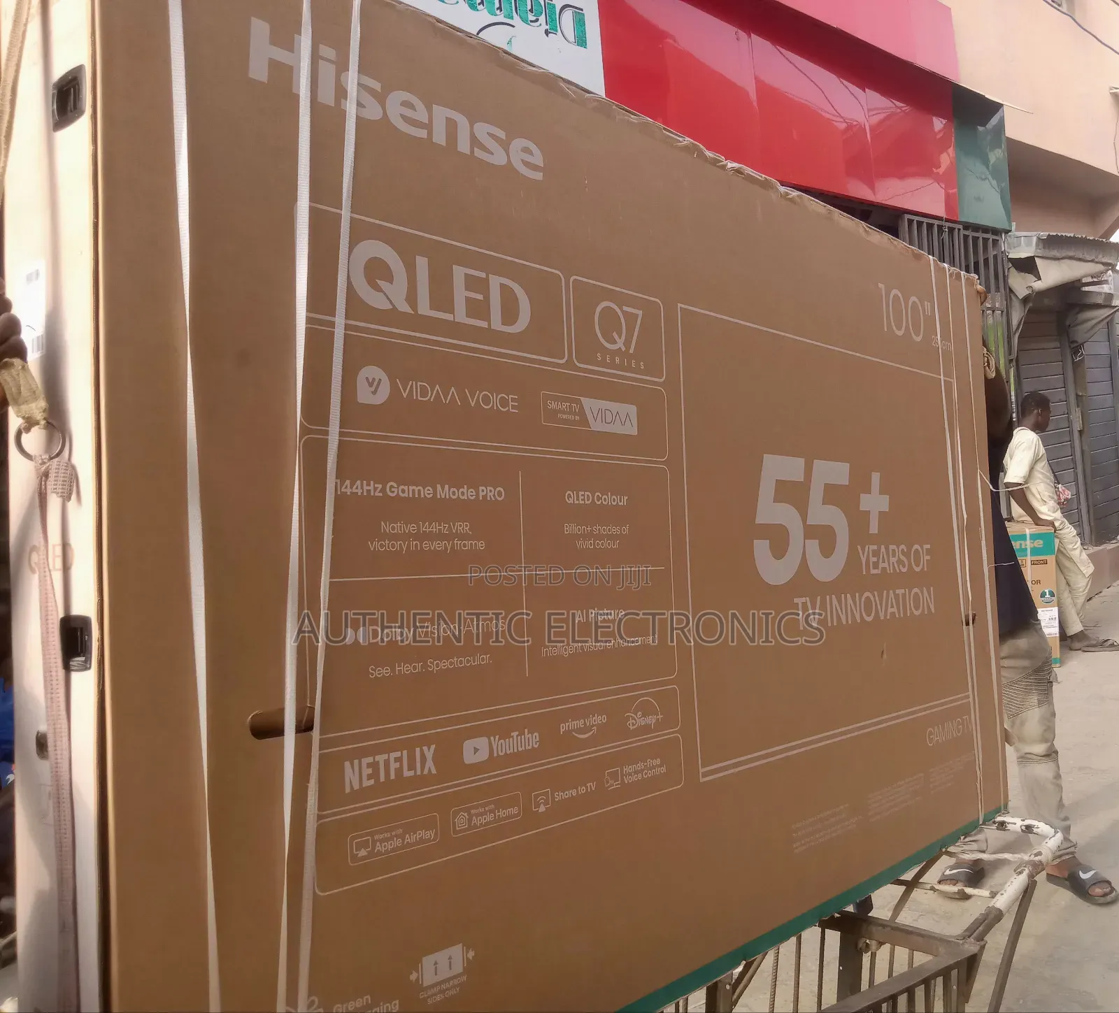 Hisense 100'inches Qled Smart Frameless