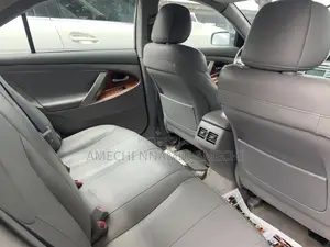 Toyota Camry XLE V6 4dr Sedan (3.5L 6cyl 6AM) 2009 Gray