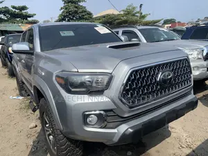 Toyota Tacoma Limited 2018 Silver