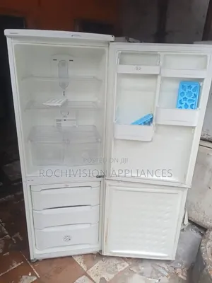 Double Door Standing Fridge and Freezer Factory Charged