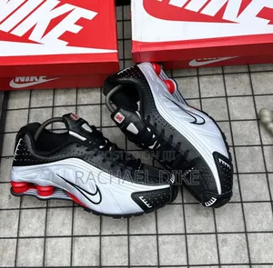 New Nike Men's Trainers