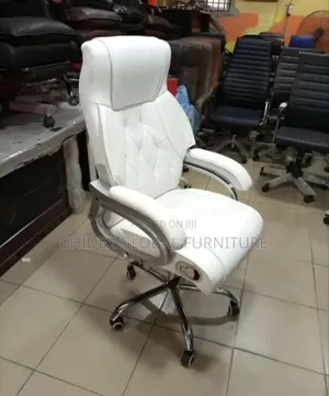 Boss Swivel Office Chair