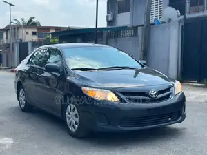 Toyota Corolla 2012 Blue