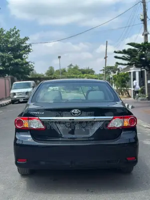 Toyota Corolla 2012 Blue