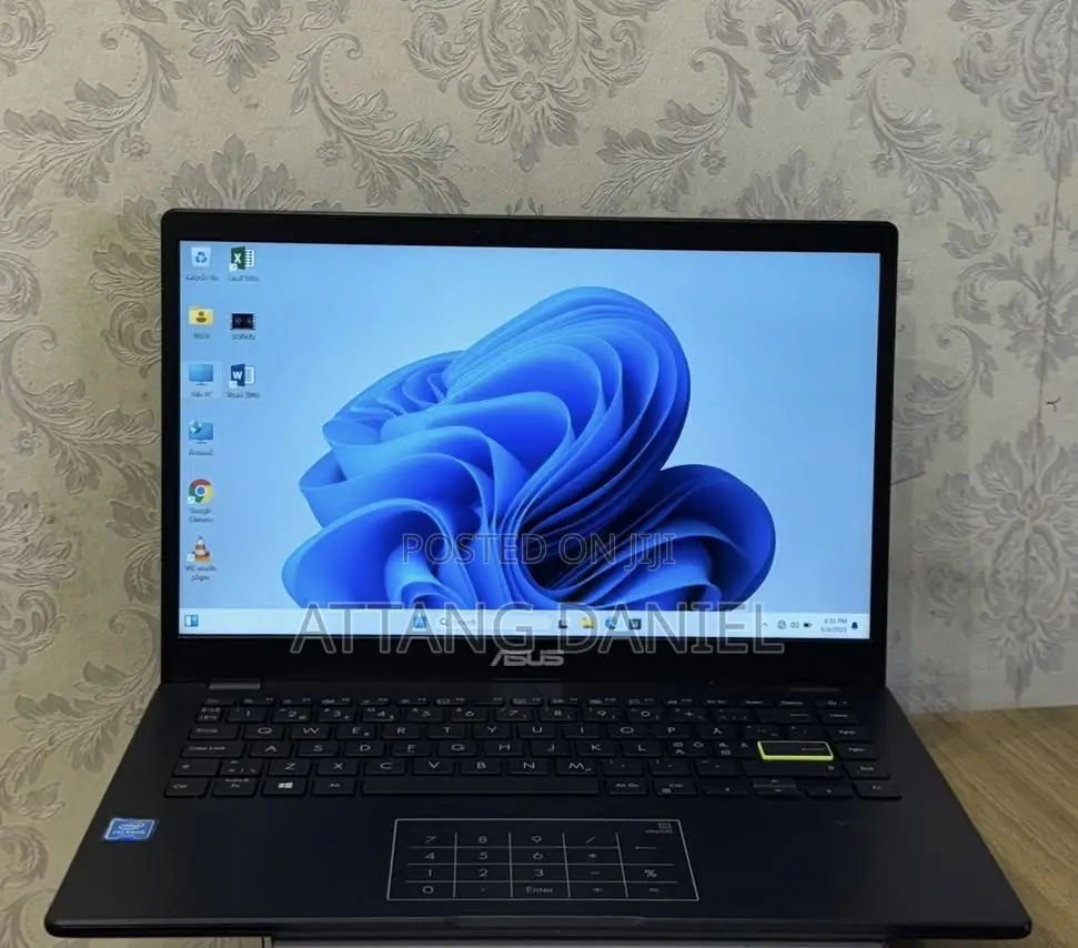 Laptop Asus E406SA 4GB Intel Celeron SSD 160GB