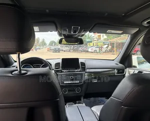 Mercedes-Benz GLE-Class 2016 White