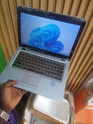 Laptop HP EliteBook 820 G3 8GB Intel Core I5 SSD 256GB
