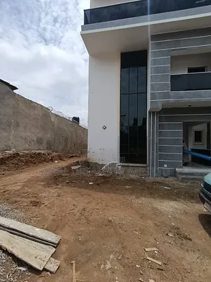 4bdrm Duplex in Durumi for sale