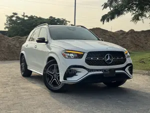 Mercedes-Benz GLE-Class 2025 White