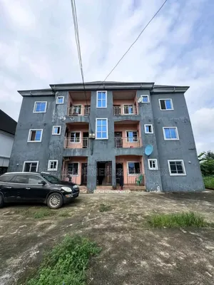 6bdrm Block of Flats in Rumukurushi , Eleme, Port-Harcourt for sale