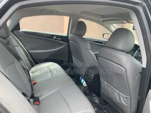 Hyundai Sonata Limited 2.0T Sedan (2.0L 4cyl 6A) 2013 Black