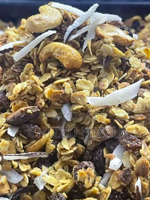 Crunchy Yummy Granola
