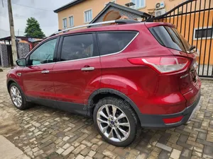 Ford Escape Titanium FWD 2016 Red