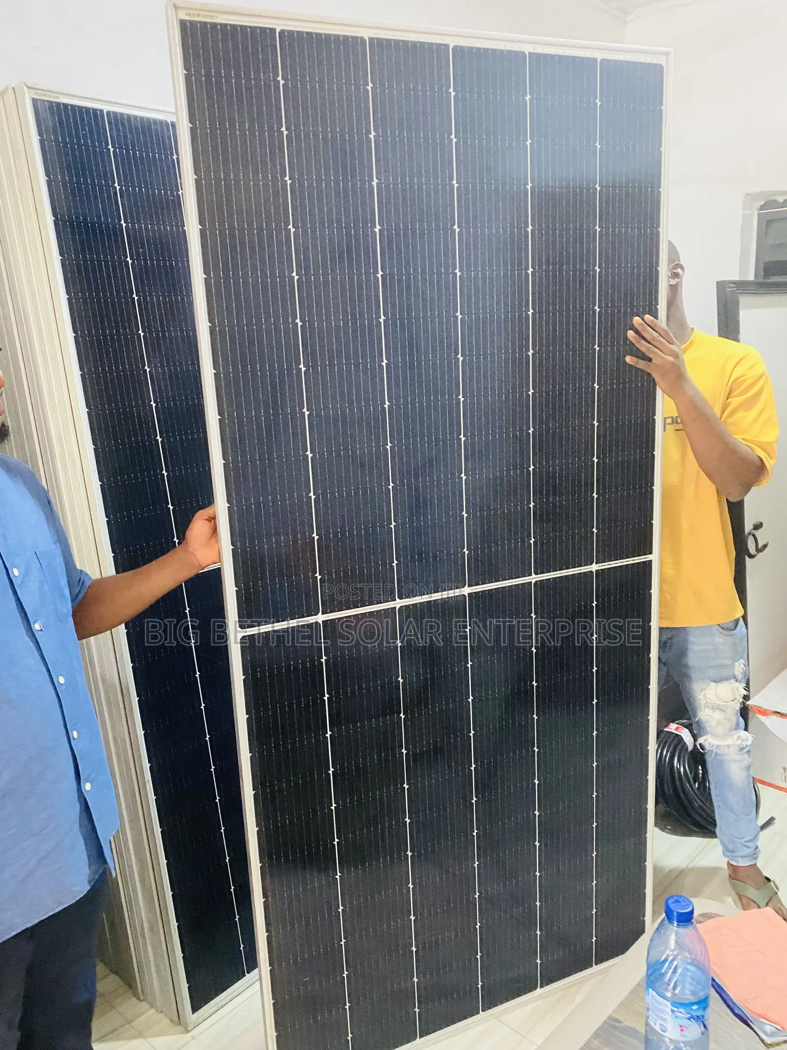640w Jinko Halfcult Solar Panel Mono