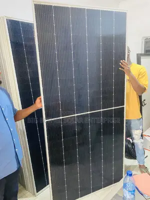 640w Jinko Halfcult Solar Panel Mono