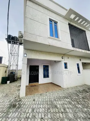 Luxury 2 Bedroom Duplex (Self Compound) With Excellent Facilities