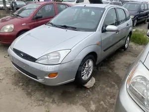 Ford Focus Wagon 2001 Silver