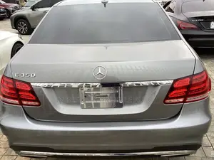 Mercedes-Benz E350 Base 4Matic Sedan AWD (3.5L 6cyl 7A) 2014 Gray
