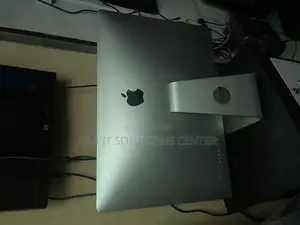 Desktop Computer Apple iMac Pro 32GB Intel Core i5 SSD 1T