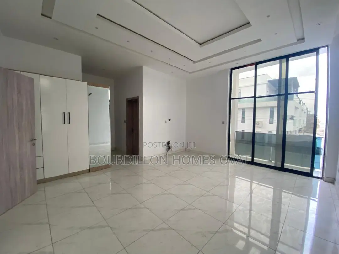 4bdrm Duplex in Harris Drive/Vgc for sale