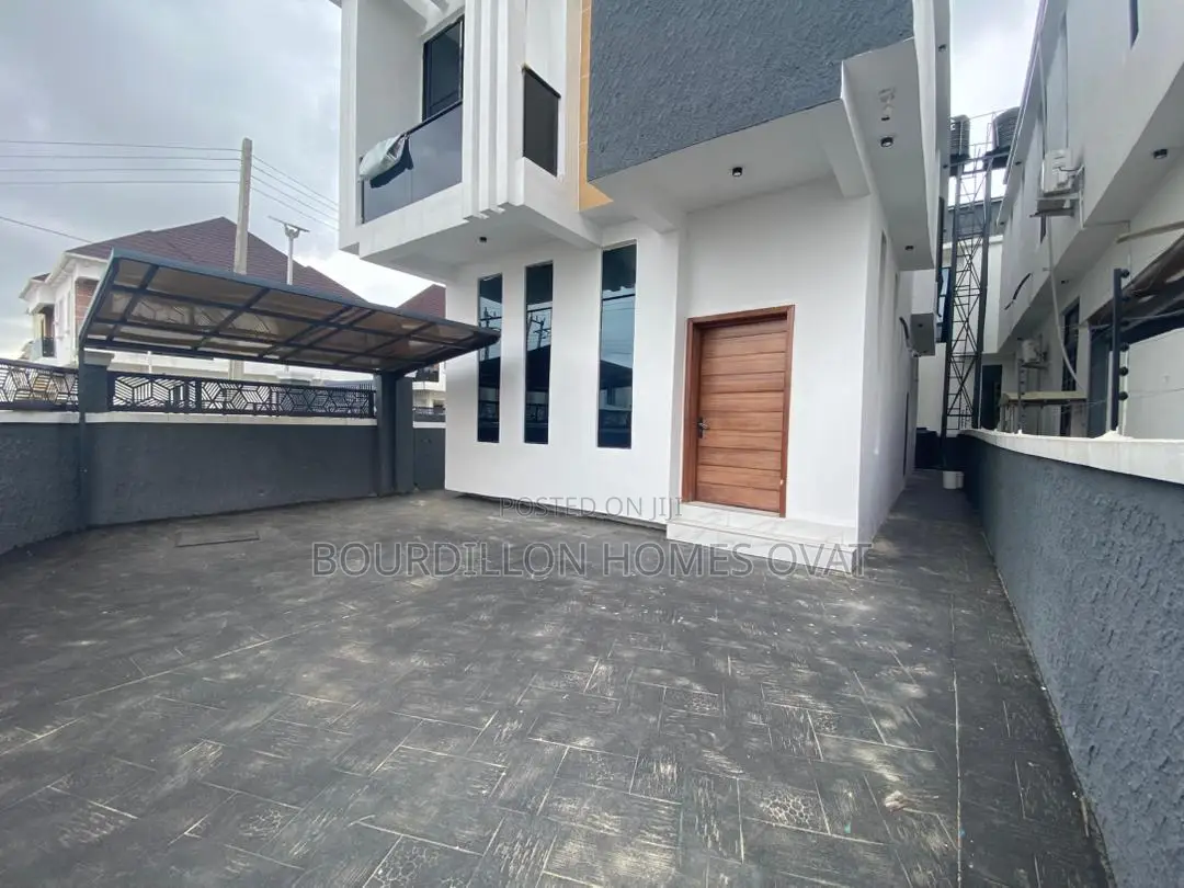 4bdrm Duplex in Harris Drive/Vgc for sale