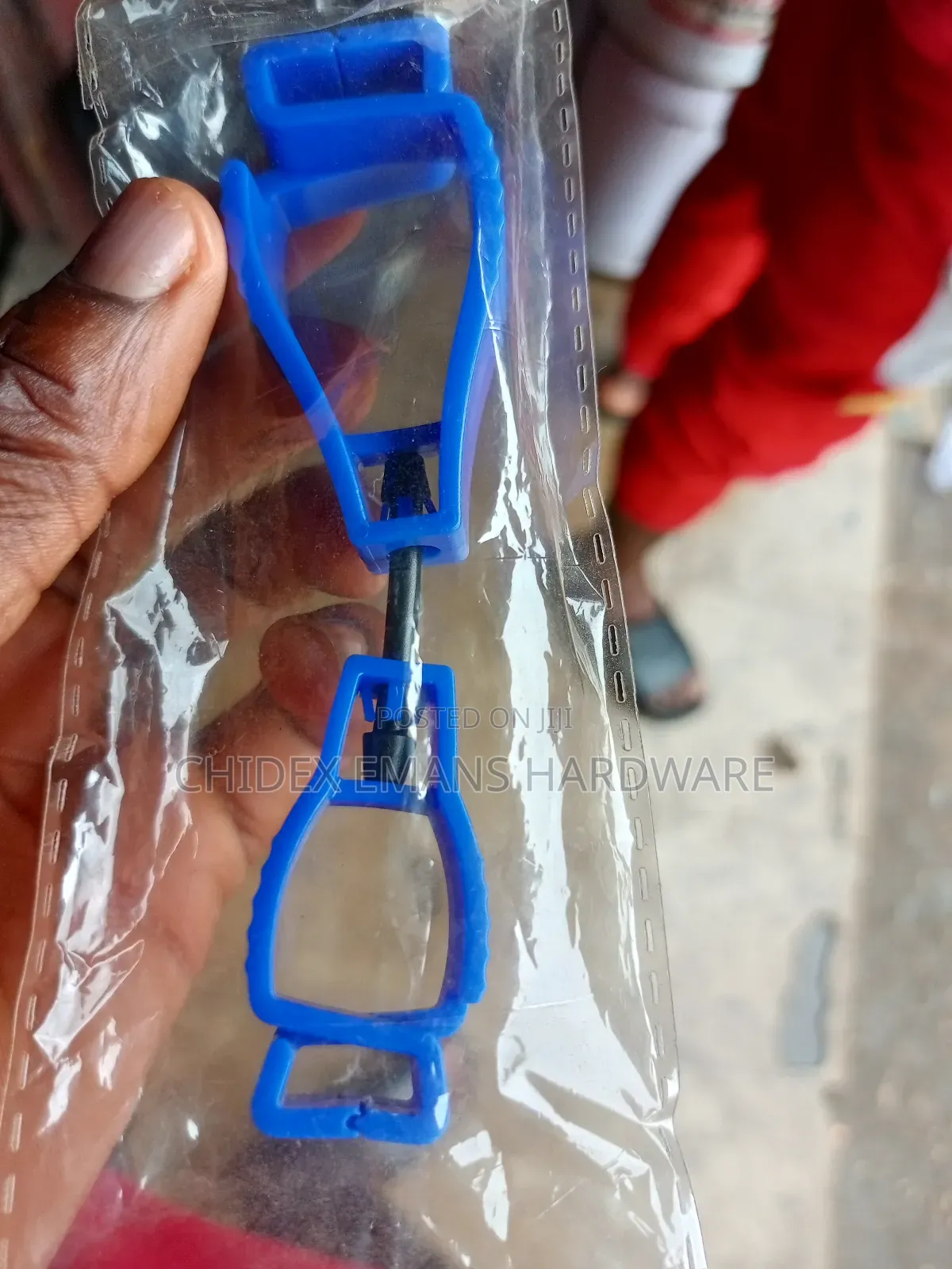 Gloove Guard Clip