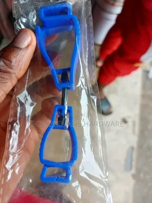 Gloove Guard Clip
