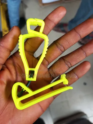 Gloove Guard Clip