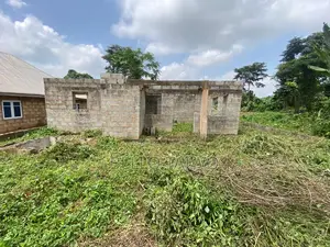 2bedrooms 3bathrooms Unfurnished House