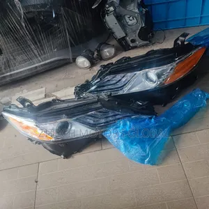 Set Head Light Camry 2020 Sports