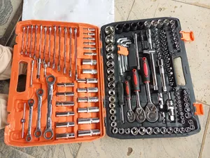 121-Piece Drive Socket Wrench Set